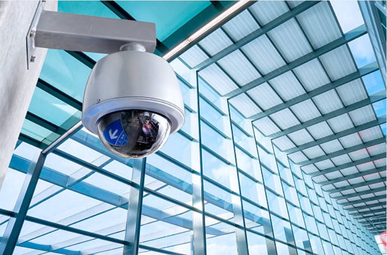 Camera IP là gì? Chúng hoạt động như thế nào? Lợi ích là gì?
